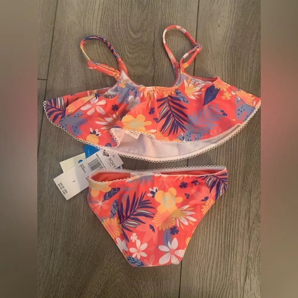 Roxy girls 2 pc swim set very beautiful